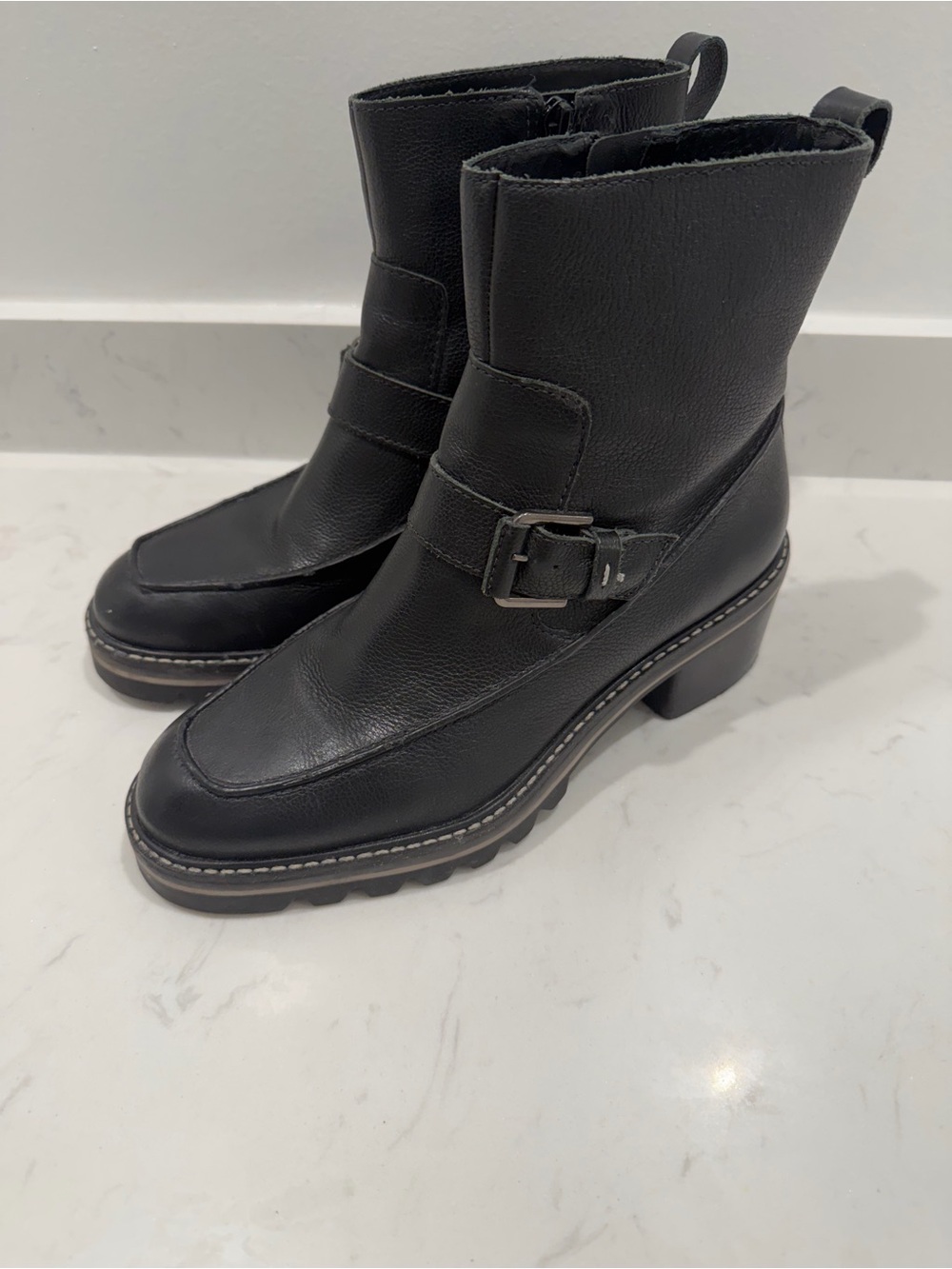 Bernardo moto boots Black Leather Buckle Ankle Boots - Women 7.5